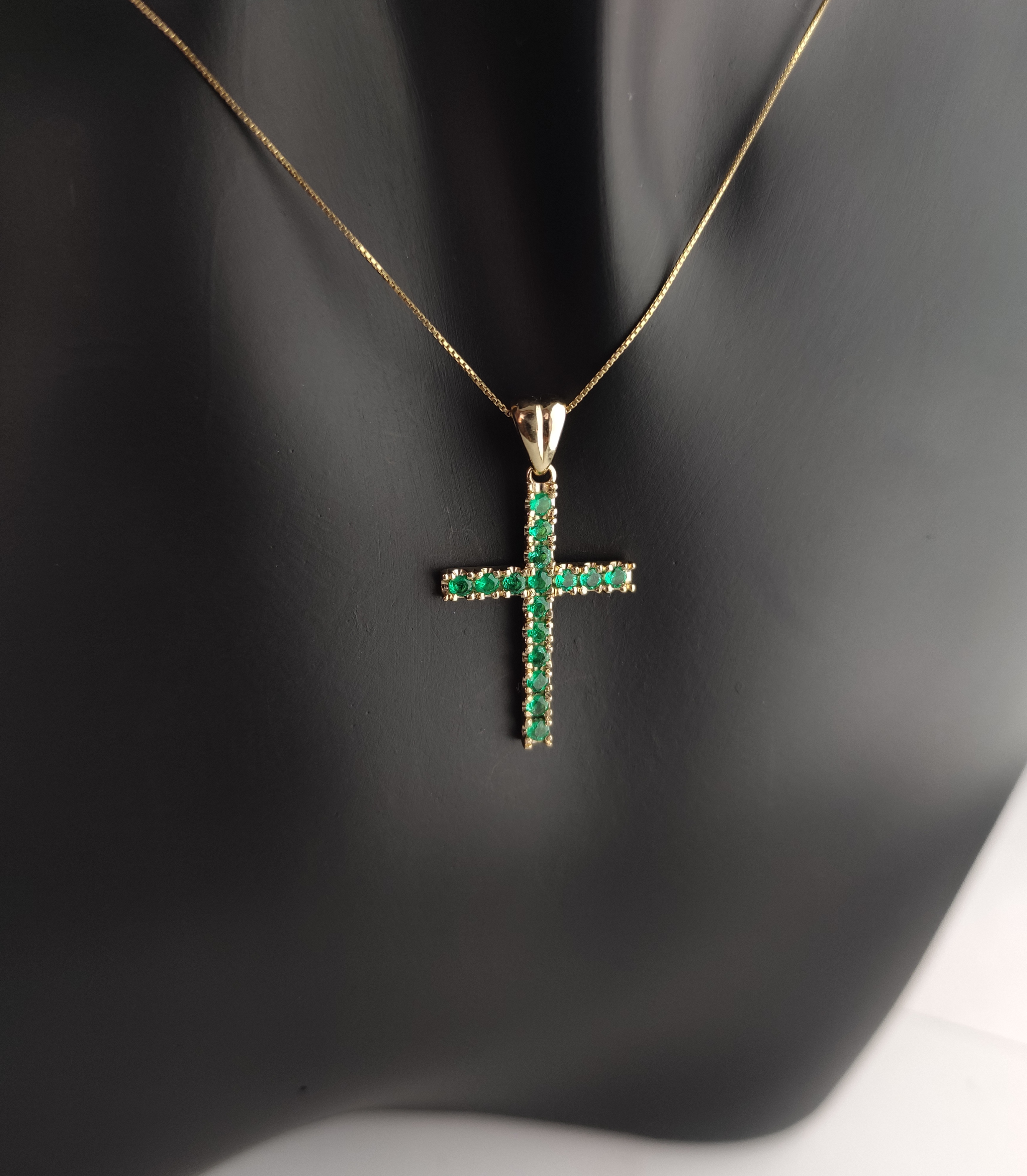 Cruces